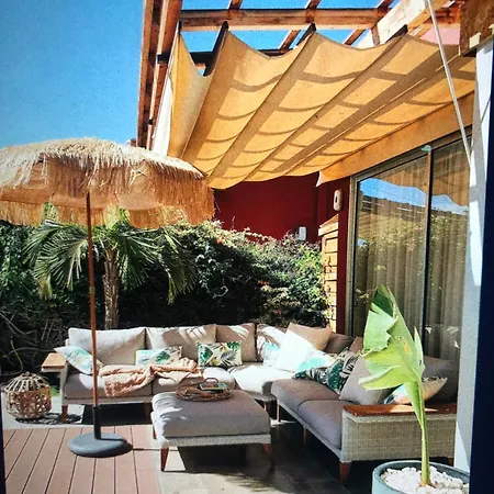 Bonito Con Piscina- 4min A Playa Amadores Ferienhaus *